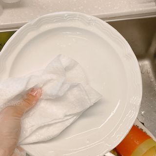 부직포나라 중금속유해물질ZERO 뜯어쓰는 주방 일회용수세미 60매 2매 — 5점을 준 리뷰어가 2022년 9월 올린 사용 사진