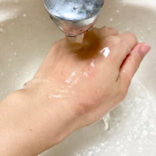 스킨큐어 산다화 순한 클렌징 동백 오일 200ml — 5점을 준 리뷰어가 2023년 4월 올린 사용 사진