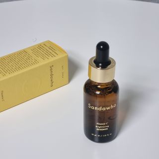 스킨큐어 산다화 비타민c 화이트닝 에센스 30ml — 5점을 준 리뷰어가 2021년 7월 올린 사용 사진
