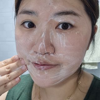 닥터에프파이브 젤리스크럽 소프트 클렌징폼 120ml — 5점을 준 리뷰어가 2022년 5월 올린 사용 사진