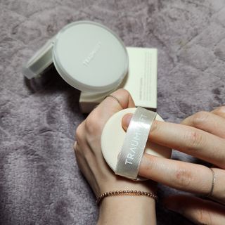 [트라움하프트] 컴포트 핏 쿠션 — 5점을 준 리뷰어가 2022년 12월 올린 사용 사진