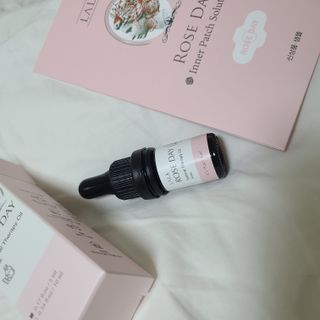 라라로즈데이 시즌2 천연 아로마오일 Y존 케어 속옷향수 이너퍼퓸 5ml  여성의 자존감을 UP시키자 — 5점을 준 리뷰어가 2021년 10월 올린 사용 사진