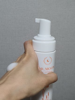 MF프리 [닥터문] 유산균 락토케어 질경초 여성청결제 200ml (폼타입) — 5점을 준 리뷰어가 2022년 7월 올린 사용 사진