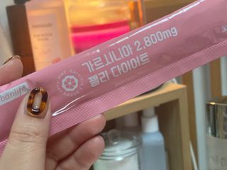 주식회사 얼굴반쪽 [얼굴반쪽 가르시니아 2,800mg] x 14포 1주 젤리 다이어트 보조제 체지방감소 — 4.5점을 준 리뷰어가 2021년 12월 올린 사용 사진