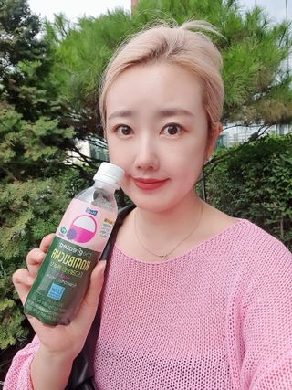 더그레잇티 콤부차 [매일유업] 더그레잇티 44kcal 콤부차 300ml *12개입 (오리지널 6개+베리리치 6개) — 5점을 준 리뷰어가 2023년 8월 올린 사용 사진
