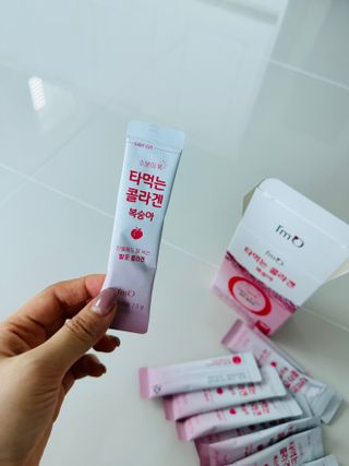 [음료수 대신 가능!]  빠르게 흡수되는 아임오 타먹는 콜라겐 1박스 — 4점을 준 리뷰어가 2023년 3월 올린 사용 사진
