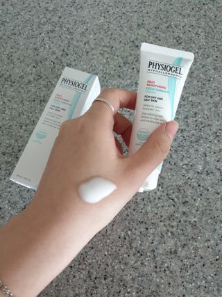 피지오겔 레드수딩 시카밸런스 크림 50ml — 5점을 준 리뷰어가 2022년 4월 올린 사용 사진