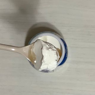 매일바이오 그릭요거트 오리지널 플레인 4개, 로스터리 커피믹스 4개 — 3점을 준 리뷰어가 2021년 12월 올린 사용 사진