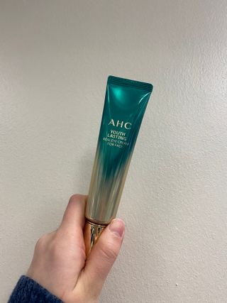 [NEW 탄력유턴 아이크림] AHC 유스 래스팅 리얼 아이크림 포 페이스 — 5점을 준 리뷰어가 2021년 2월 올린 사용 사진