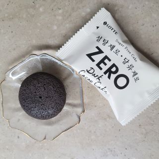 ZERO (초콜릿 칩 쿠키, 카카오 케이크, 후르츠 젤리, 아이스 콜라, 아이스 초코바) — 5점을 준 리뷰어가 2022년 6월 올린 사용 사진