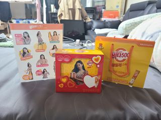 광동생활건강 [광동] 비타500데일리스틱 크리스마스 에디션 60포+20포 추가 증정&쇼핑백+스티커 gift — 5점을 준 리뷰어가 2021년 12월 올린 사용 사진