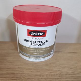 Swisse 스위스 고함량 프로폴리스 2,000mg 210정 — 5점을 준 리뷰어가 2021년 11월 올린 사용 사진