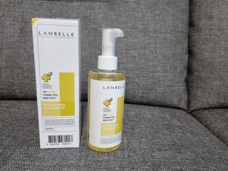 랑벨 내츄럴 딥 클렌징 오일 200ml (저자극 약산성 천연 클렌징) — 5점을 준 리뷰어가 2022년 5월 올린 사용 사진