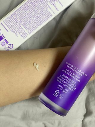 바르셀 주름개선 리프팅 영양크림 인텐시브 리포좀 더블크림-C2 50ml — 5점을 준 리뷰어가 2021년 11월 올린 사용 사진
