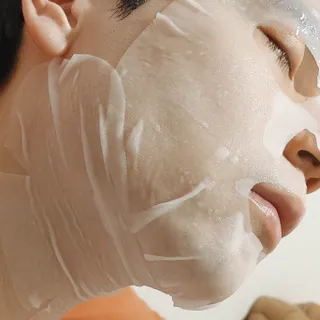 태그스킨 4스텝 주름개선 피부미백 영양 마스크팩 3개 세트(최신버전) — 5점을 준 리뷰어가 2022년 3월 올린 사용 사진