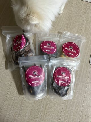 [졸리졸리] 애견 치즈스틱 (HORSE MILK CHEESE) — 2점을 준 리뷰어가 2023년 1월 올린 사용 사진
