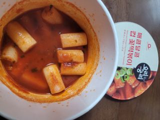 나우  [요리궁리] 매콤달콤 꽃떡볶이 6개입 세트 — 5점을 준 리뷰어가 2025년 1월 올린 사용 사진