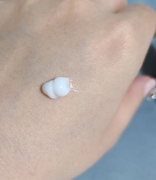 엘러트리 코리아 엘러트리 올인원 세럼 45ml — 4.5점을 준 리뷰어가 2022년 4월 올린 사용 사진