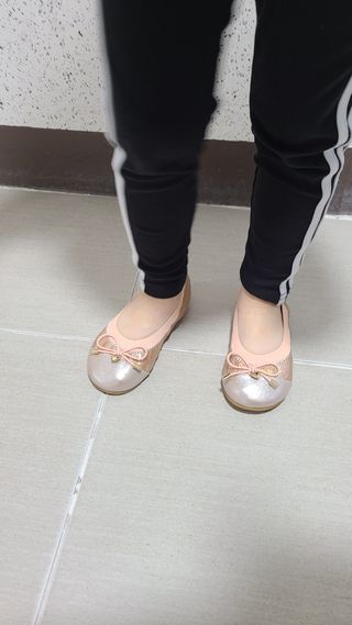 토박스코리아 베이비브레스 발레리나 — 5점을 준 리뷰어가 2021년 3월 올린 사용 사진