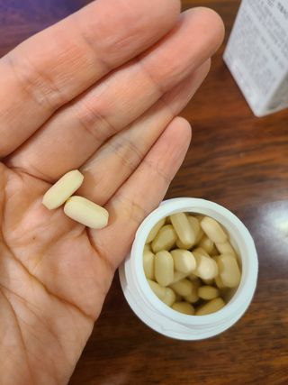 프리마인 평생 써야하는 관절의 건강을 위한 완벽설계 솔루션 관절n마디케어 플러스 120정 — 5점을 준 리뷰어가 2022년 9월 올린 사용 사진