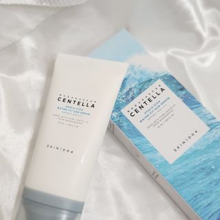 [스킨1004] 마다가스카르 센텔라 히알루-시카 워터핏 선세럼 50ml — 5점을 준 리뷰어가 2024년 5월 올린 사용 사진