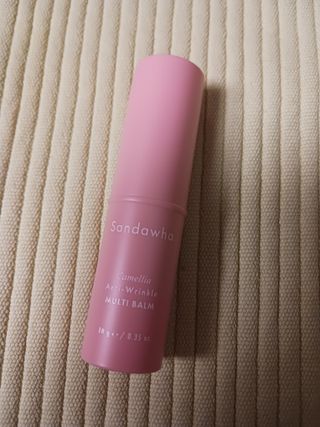 스킨큐어 산다화 카멜리아 안티 링클 멀티밤 — 5점을 준 리뷰어가 2023년 10월 올린 사용 사진