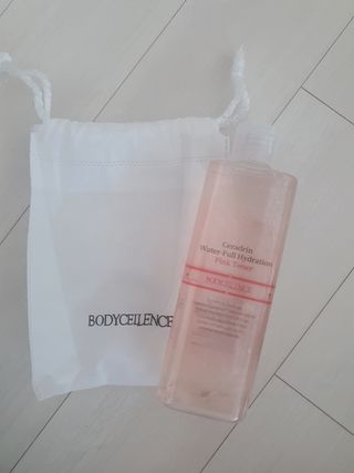 [바디셀런스] 속보습+사용감+향 모두 잡은 / 세라드린 속보습 핑크토너 300ml — 5점을 준 리뷰어가 2022년 2월 올린 사용 사진