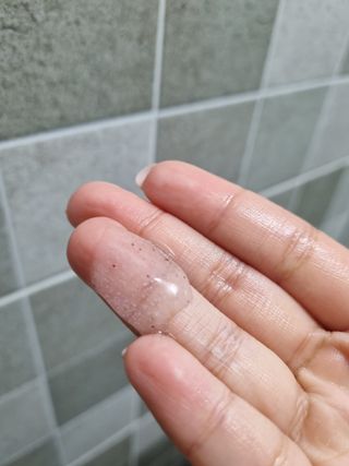 벨먼 내추럴스파 수분광채 스크럽 바디워시 600ml 5종 — 5점을 준 리뷰어가 2022년 5월 올린 사용 사진