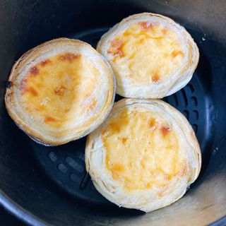디앙뜨 포르투갈 에그타르트 오리지널 맛+패션후르츠+초콜릿타르트 맛 중 택1 — 4점을 준 리뷰어가 2021년 8월 올린 사용 사진