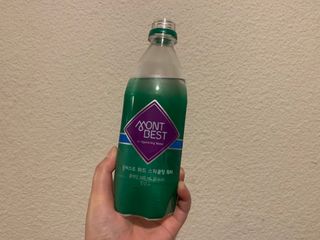 몽베스트 Montbest with Sparkling water Plain 20병 — 5점을 준 리뷰어가 2021년 11월 올린 사용 사진