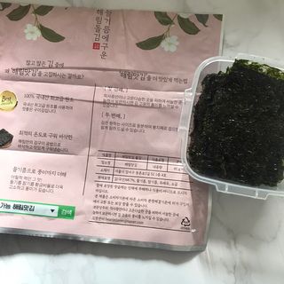 [해림맛김] 들기름에 구운 바삭바삭 김 4종 세트 + 1종 랜덤발송 총5개입 — 5점을 준 리뷰어가 2021년 2월 올린 사용 사진