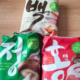 [풀무원] 자연은맛있다 정면, 백면, 홍면  세트 — 5점을 준 리뷰어가 2021년 4월 올린 사용 사진