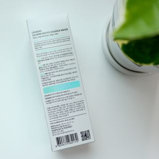 리더스코스메틱 리더스 카밍 바이오틱스 에센스 워터 — 5점을 준 리뷰어가 2021년 5월 올린 사용 사진