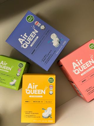 에어퀸 뉴브레스 유기농 생리대 4종 (팬티라이너 20P + 중형 10P + 대형 10P + 오버나이트 8P)_체험단 — 5점을 준 리뷰어가 2024년 8월 올린 사용 사진
