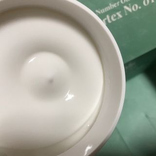 버텍스넘버원 버텍스 넘버원 햄프씨드오일 핸드밤, 바디크림 — 5점을 준 리뷰어가 2022년 3월 올린 사용 사진