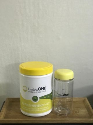 프로티원 단백질쉐이크 녹차맛 2주분 1통+보틀 — 5점을 준 리뷰어가 2021년 4월 올린 사용 사진