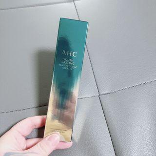 [NEW 탄력유턴 아이크림] AHC 유스 래스팅 리얼 아이크림 포 페이스 — 5점을 준 리뷰어가 2021년 2월 올린 사용 사진