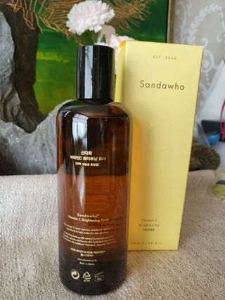 스킨큐어 산다화 비타민c 화이트닝 토너 150ml — 5점을 준 리뷰어가 2022년 2월 올린 사용 사진