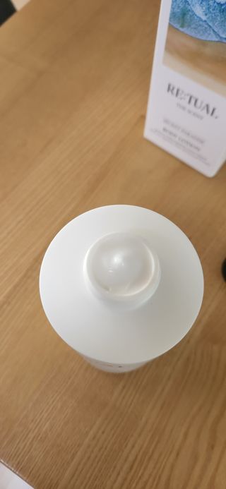 레츄얼 더 센트 바디로션 시크릿 파라다이스(500ml) — 5점을 준 리뷰어가 2022년 6월 올린 사용 사진