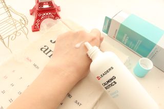 리더스코스메틱 리더스 카밍 바이오틱스 에센스 워터 — 5점을 준 리뷰어가 2021년 1월 올린 사용 사진