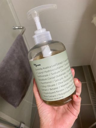 빅그린 안티 헤어로스 탈모 시카 바이옴 샴푸 500ml (중건성두피용) — 5점을 준 리뷰어가 2022년 7월 올린 사용 사진