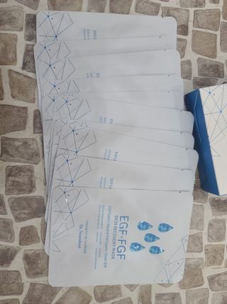 Dr.느루벗 느루벗 EGF FGF 스킨 리커버리 마스크 10장 — 5점을 준 리뷰어가 2021년 4월 올린 사용 사진