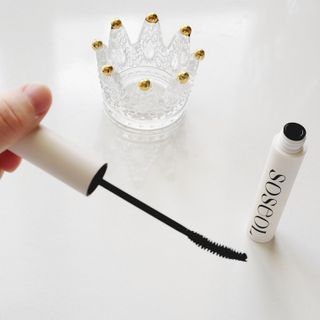더소설 소설 블랙아이래쉬 세럼 10g(SOSEOL BLACK EYELASH SERUM 10g) — 5점을 준 리뷰어가 2024년 3월 올린 사용 사진