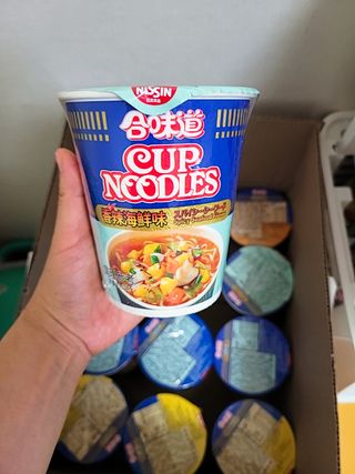 NISSIN 닛신 컵누들  4종 - 씨푸드오리지날, 씨푸드 스파이시, 씨푸드 커리, 씨푸드 XO소스 — 5점을 준 리뷰어가 2022년 4월 올린 사용 사진