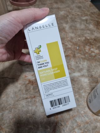 랑벨 내츄럴 딥 포어 클렌저 210ml (저자극 약산성 천연 클렌징 젤) — 5점을 준 리뷰어가 2022년 4월 올린 사용 사진