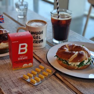 [경남제약헬스케어] 런칭기념 케어플러스 B로날린 1,000mg X 60정(2개월분)/비타민B군 — 5점을 준 리뷰어가 2023년 10월 올린 사용 사진