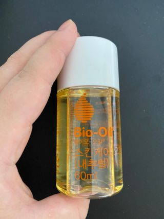바이오오일 [바이오-오일] 스킨케어 오일 내추럴 60ml — 5점을 준 리뷰어가 2021년 7월 올린 사용 사진