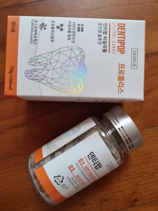 작심연구소 구취제거+충치예방+치아화이트닝 마법의 캔디 덴티팝3종(맛 랜덤 발송) — 5점을 준 리뷰어가 2022년 5월 올린 사용 사진