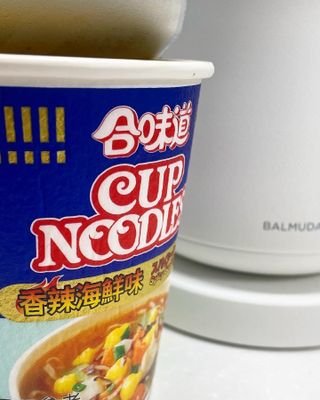 NISSIN 닛신 컵누들  4종 - 씨푸드오리지날, 씨푸드 스파이시, 씨푸드 커리, 씨푸드 XO소스 — 5점을 준 리뷰어가 2023년 2월 올린 사용 사진