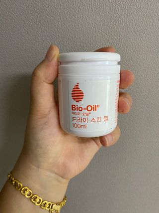 바이오오일 [바이오-오일] 드라이 스킨 젤 100ml — 5점을 준 리뷰어가 2021년 7월 올린 사용 사진